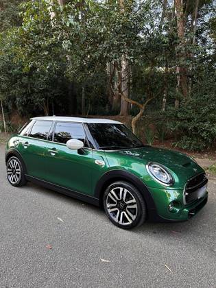 MINI COOPER 2.0 16V TWINPOWER GASOLINA S 4P STEPTRONIC MINI COOPER 2.0 16V TWINPOWER GASOLINA S 4P STEPTRONIC